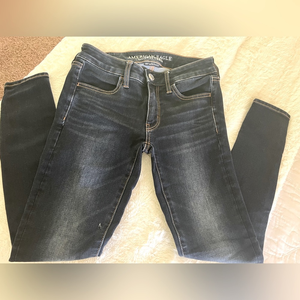 American Eagle Skinny Jeans/Jeggings.